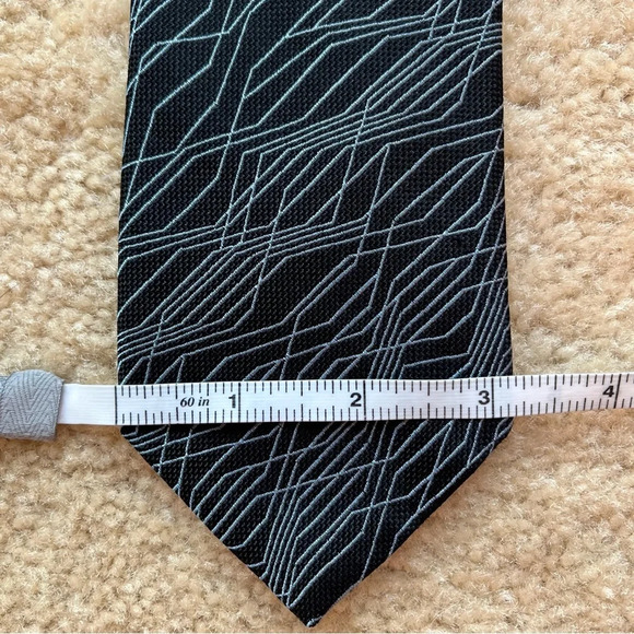Murano Men's 100% Black Silk Tie - Abstract - Hand Tailored in USA - Picture 4 of 6